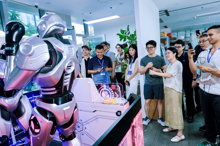 Robotics demonstration and discussion